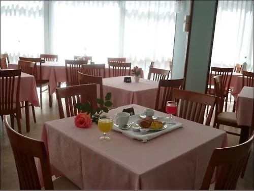 Hotel Maena Rimini